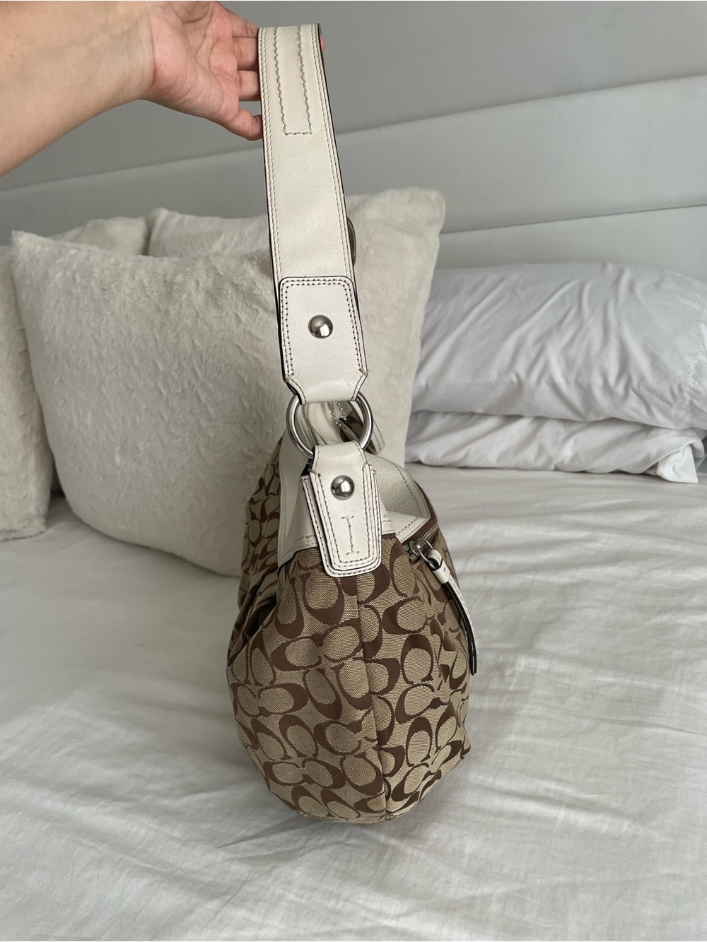 Coach Brown Signature Jacquard Hobo with White Trim - Picture 6 of 11